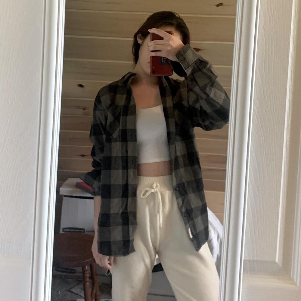 Dark green/grey overfit flannel